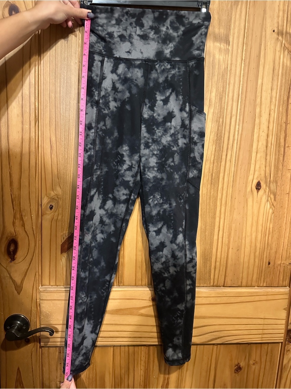 American Eagle Outfitters Black & Gray Tie-Dye Leggings with Side Pocket